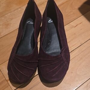 Clarks Women's Burgundy Suede Shoes